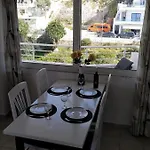 Amazing Sea View Апартаменты Саранда