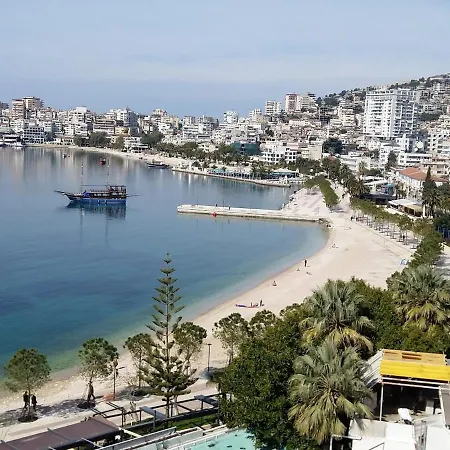 شقة Amazing Sea View ساراندا