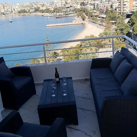 شقة Amazing Sea View ساراندا