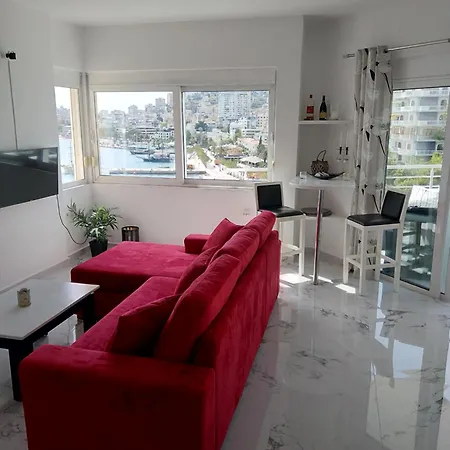 Amazing Sea View شقة *